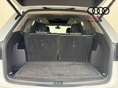 Used 2022 Volkswagen Atlas SEL Premium AWD/4WD image 8