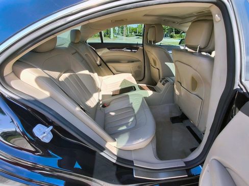 Used 2013 Mercedes-Benz CLS 550 4MATIC image 13