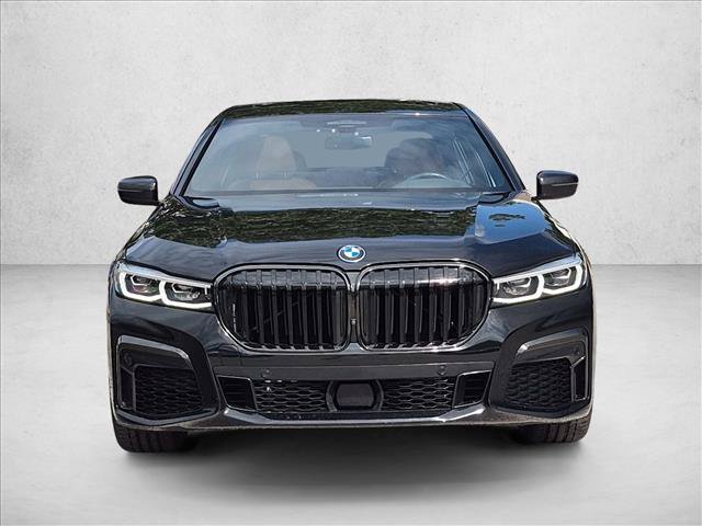 Used 2022 BMW 745e xDrive w/ M Sport Package AWD/4WD image 2