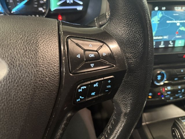 Used 2018 Ford Explorer XLT w/ XLT Appearance Package AWD/4WD image 46