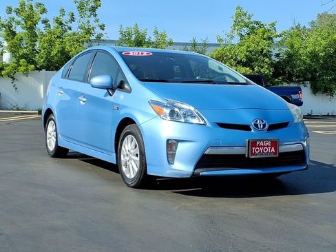 Used 2012 Toyota Prius Prime Plug-In Hybrid FWD image 3