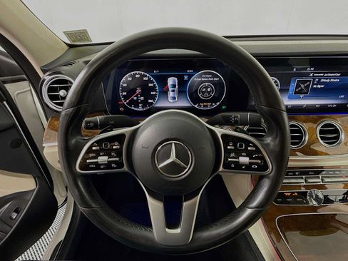 Used 2020 Mercedes-Benz E 350 4MATIC Sedan image 16
