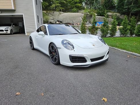 Used 2017 Porsche 911 Carrera 4S AWD/4WD image 1