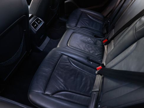 Used 2011 Audi Q5 2.0T Premium image 10