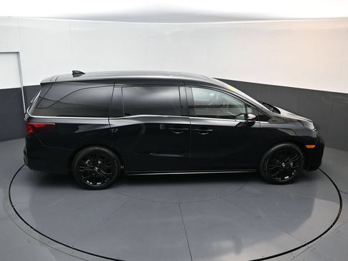Used 2025 Honda Odyssey Sport-L image 17