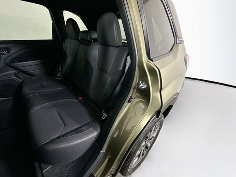 Used 2025 Subaru Forester Touring image 26
