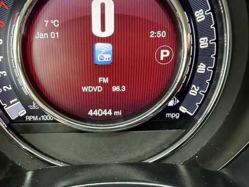 Used 2017 FIAT 500 Pop image 20