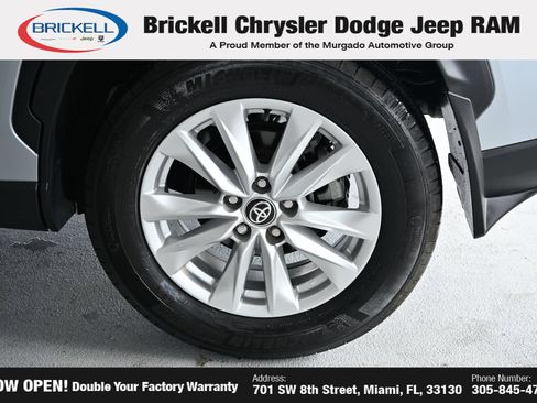 Used 2024 Toyota Corolla Cross LE w/ Moonroof Package FWD image 37