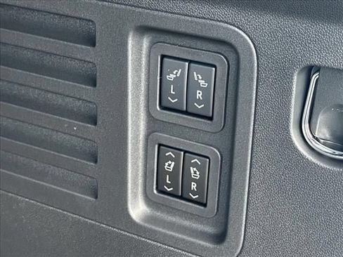 New 2026 GMC Acadia Denali Ultimate AWD/4WD image 12
