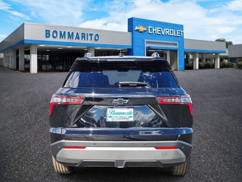 New 2026 Chevrolet Equinox LT w/ Midnight Edition FWD image 4