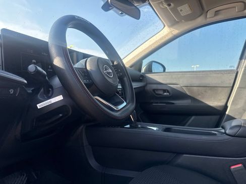 Used 2026 Nissan Kicks S FWD image 33