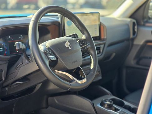 Used 2025 Ford Bronco Sport Outer Banks w/ Outer Banks Tech Package+ image 11