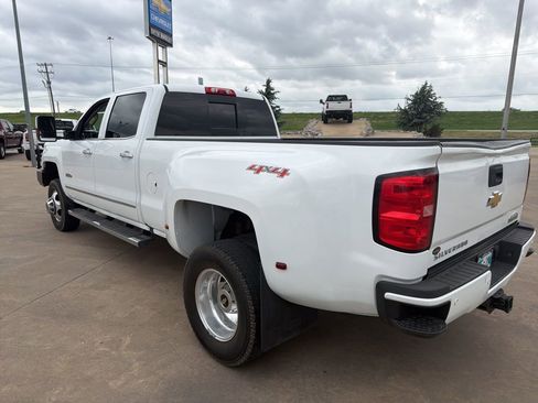 Used 2016 Chevrolet Silverado 3500 High Country w/ Duramax Plus Package image 4