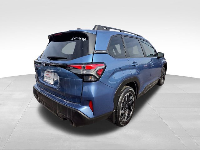 Used 2025 Subaru Forester Limited AWD/4WD image 7