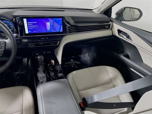 Certified 2025 Toyota Camry XLE w/ Premium Plus Package image 21