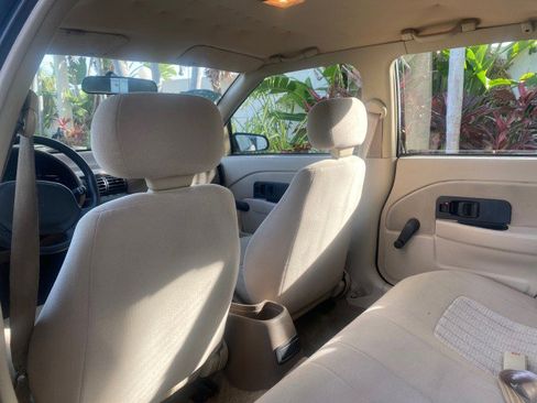 Used 1995 Saturn S-Series SL1 image 77