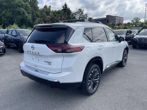 New 2026 Nissan Rogue Platinum AWD/4WD image 3