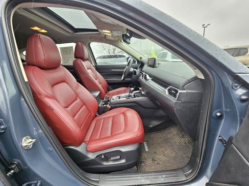 Certified 2025 MAZDA CX-5 Carbon Edition image 8