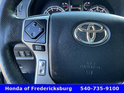 Used 2023 Toyota 4Runner Limited AWD/4WD image 31