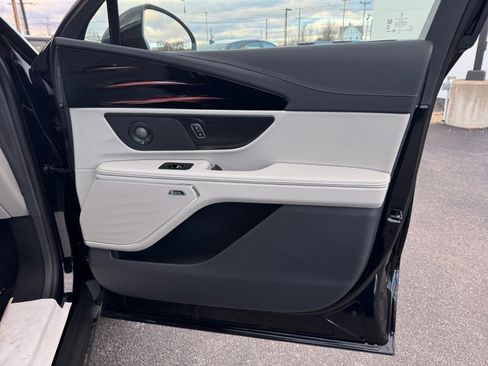 New 2026 Lincoln Nautilus Premier w/ Equipment Group 102A image 29