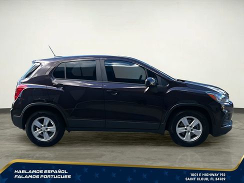 Used 2020 Chevrolet Trax LS w/ Tint and Cruise Package FWD image 7