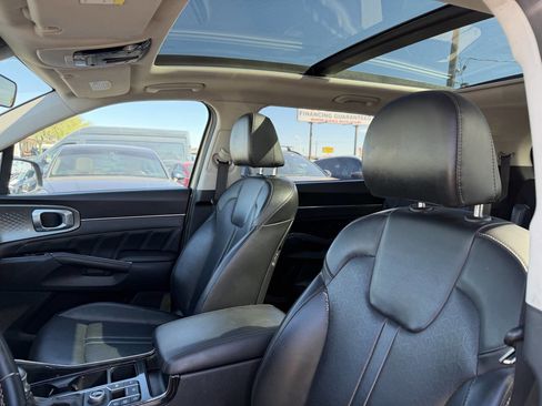 Used 2021 Kia Sorento SX image 27