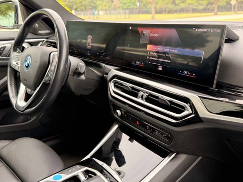 Used 2023 BMW i4 eDrive40 RWD image 21