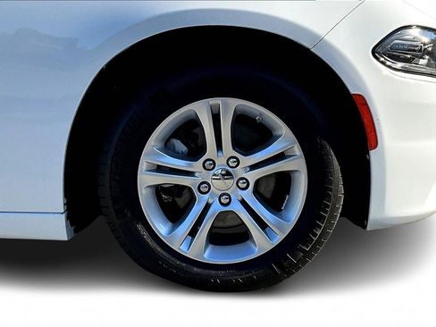 Certified 2022 Dodge Charger SXT image 31