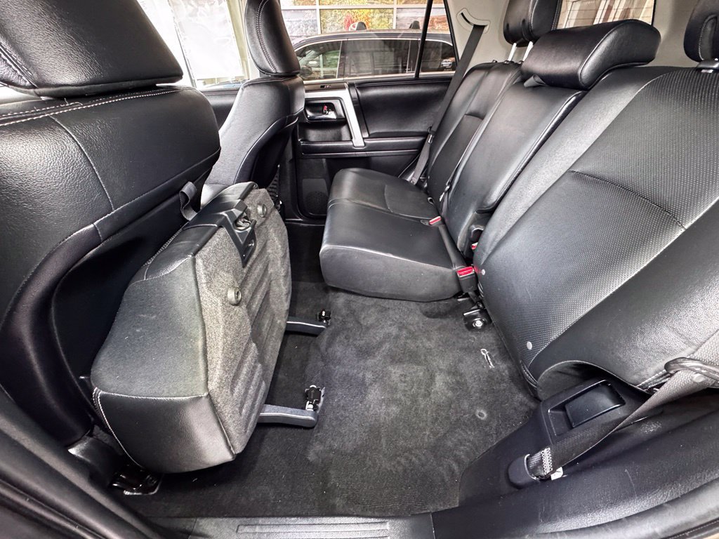 Used 2018 Toyota 4Runner Limited AWD/4WD image 40