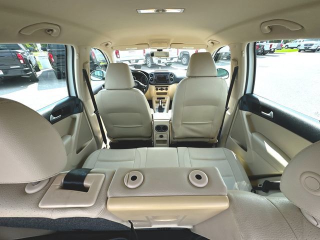 Used 2017 Volkswagen Tiguan S FWD image 19