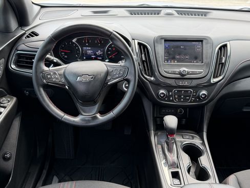 Used 2023 Chevrolet Equinox RS w/ LPO, Floor Liner Package FWD image 11