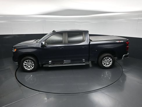 Used 2023 Chevrolet Silverado 1500 LT AWD/4WD image 39
