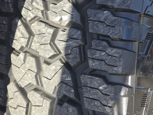 Used 2021 Ford F150 XLT w/ Equipment Group 302A High AWD/4WD image 15