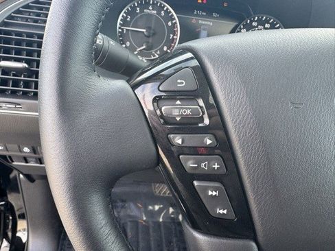 Used 2024 Nissan Armada SL w/ Cargo Package image 18