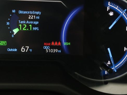 Used 2021 Toyota RAV4 Limited image 16