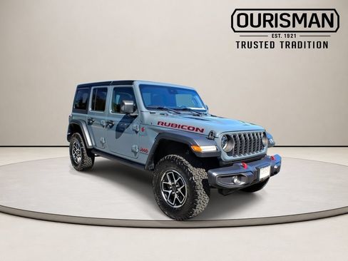 Used 2024 Jeep Wrangler Unlimited Rubicon AWD/4WD image 2
