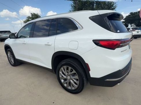 Certified 2026 Buick Enclave Preferred FWD image 6
