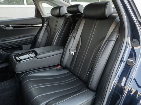 Used 2023 Genesis G80 2.5T AWD/4WD image 13