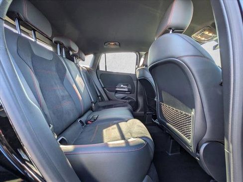 Certified 2025 Mercedes-Benz GLA 250 image 19