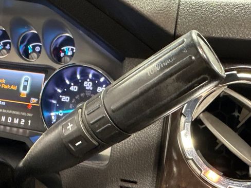 Used 2013 Ford F250 Platinum w/ Platinum Pkg AWD/4WD image 23