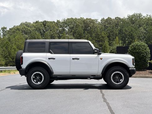 Used 2023 Ford Bronco Badlands AWD/4WD image 5
