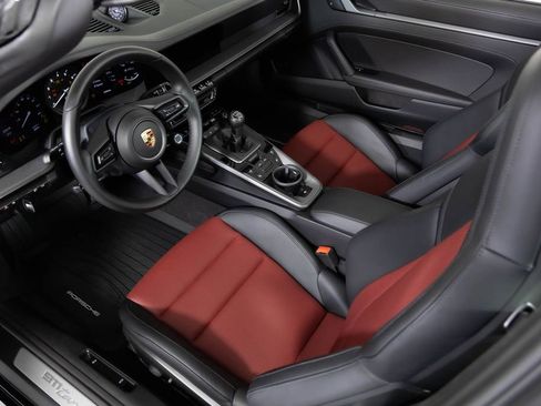 Used 2024 Porsche 911 Targa 4S image 23