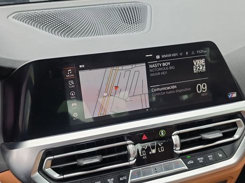 Used 2022 BMW M440i Coupe w/ Premium Package image 24