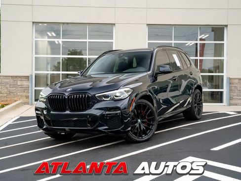 Used 2022 BMW X5 xDrive40i w/ M Sport Package AWD/4WD image 1