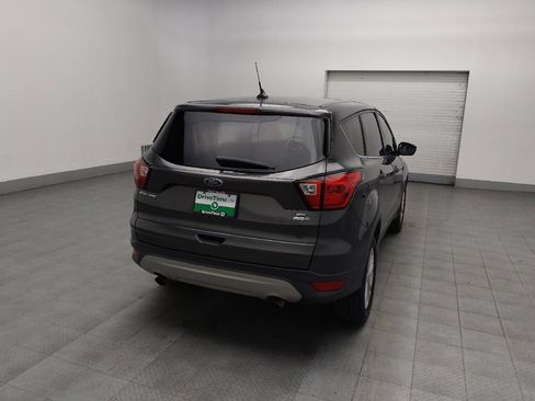 Used 2019 Ford Escape SE image 7
