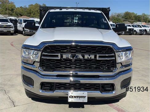 Used 2022 RAM 3500 Tradesman image 10
