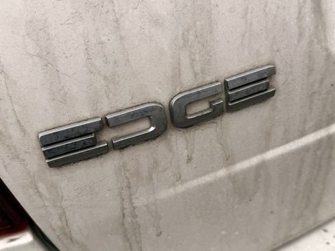 Used 2011 Ford Edge Limited FWD image 9