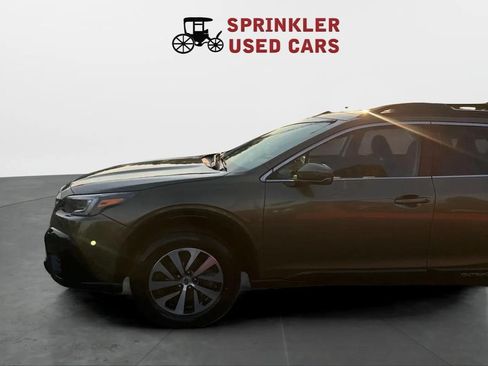 Used 2021 Subaru Outback Premium w/ Popular Package #1 AWD/4WD image 9