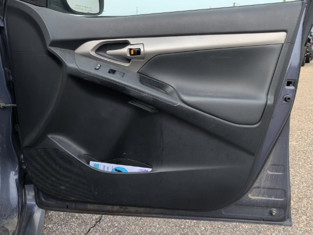 Used 2009 Pontiac Vibe GT FWD image 25