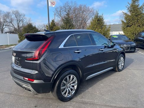 Used 2023 Cadillac XT4 Premium Luxury w/ Cold Weather Package image 8
